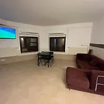 Villa 37B Bed And Breakfast
